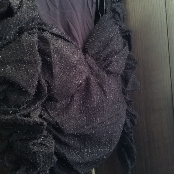 NWOT Caldwell Puff Shoulder Black Glittery Sweetheart Top. - Picture 11 of 11